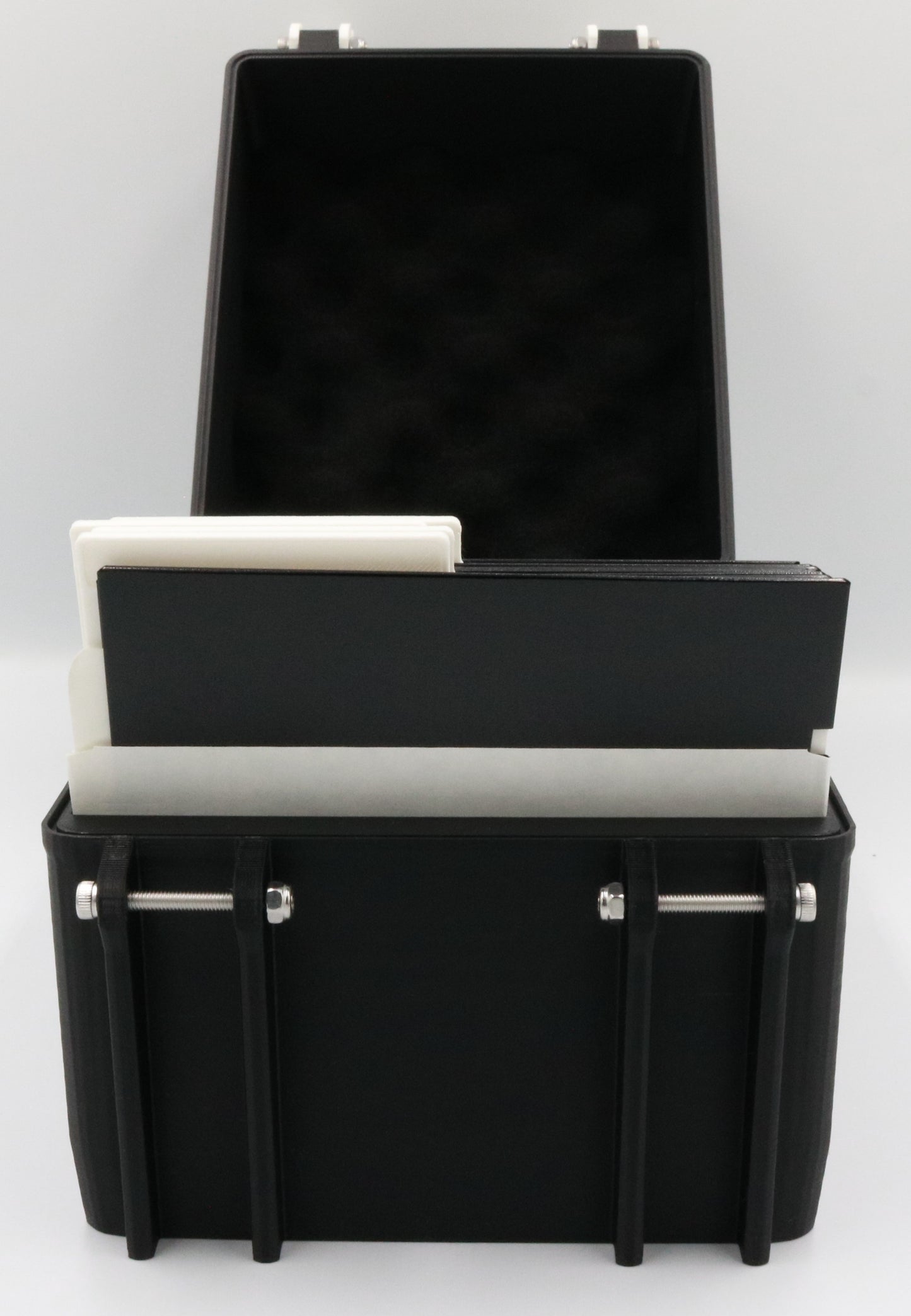 Rugged Protective Carrying Case & 4 Dividers for 5.25 (5 1/4) Floppy Disks