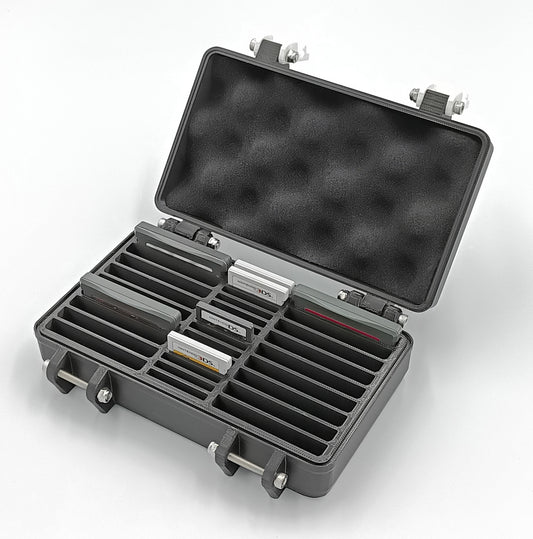 Nintendo Game Boy Advance, DS, 3DS Cartridge Compatible Protective Carrying Case - Holds 32 Games