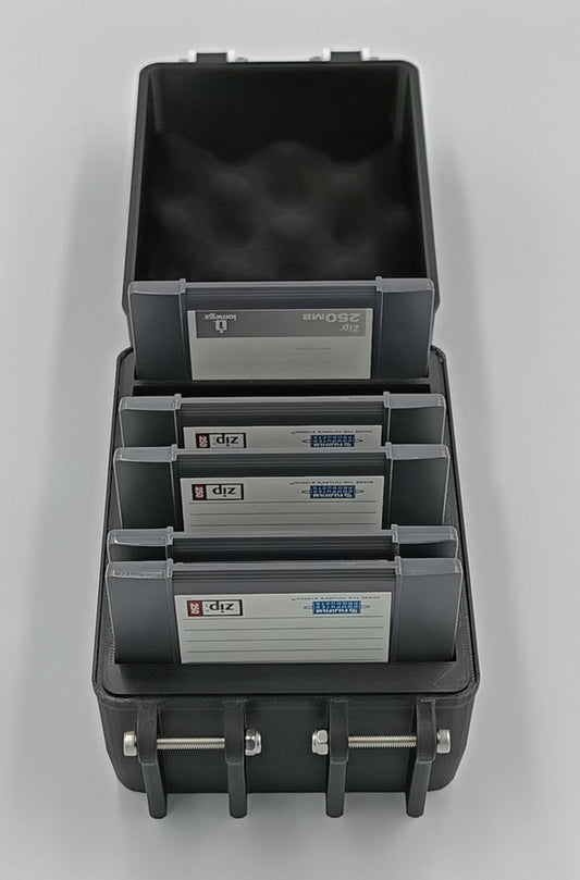 Zip disk storage case with 12 slots for retro computing media